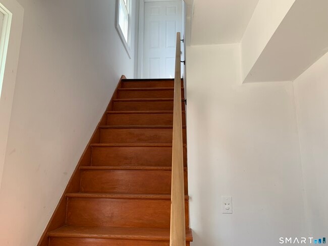 Photo - 422-424 Dixwell Ave Unit 2