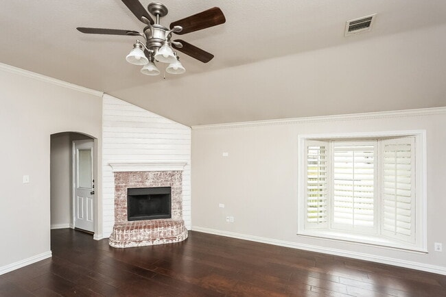 Photo - 10921 Emerald Park Ln