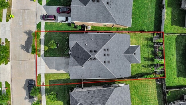 Photo - 606 Round Lake Dr