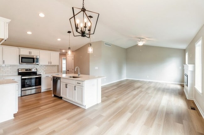 Photo - PRIVATE BACKYARD!! 4 Bedroom, 3 Bath Home in Ankeny