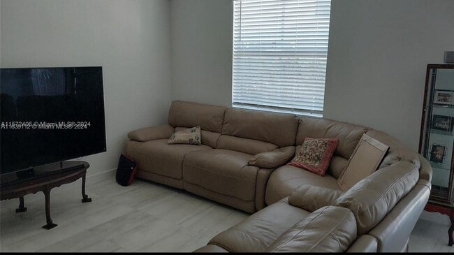 Photo - 1790 SE 7th Ter