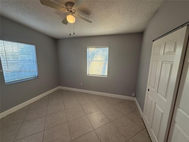 Photo - 4120 NE 12th Terrace