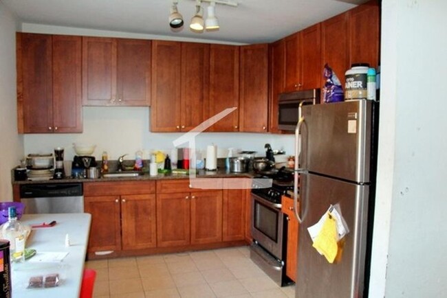 Building Photo - 878 Huntington Ave Unit 3 Rental