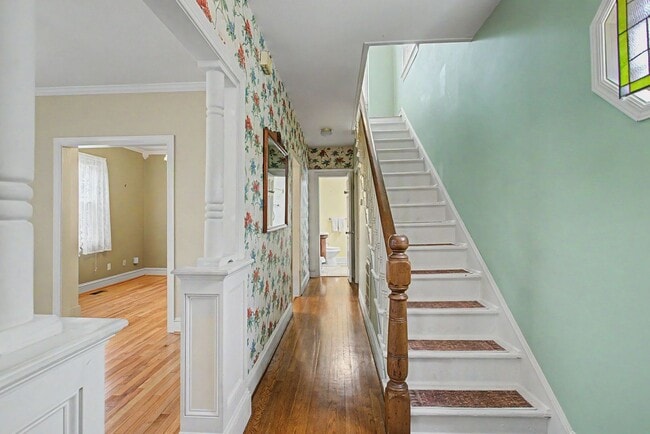 Photo - Charming Victorian Home in Historic Pasture Point – Downtown Hampton