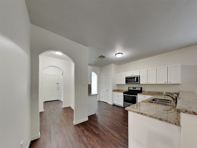 Photo - 2037 Vanamen Ct