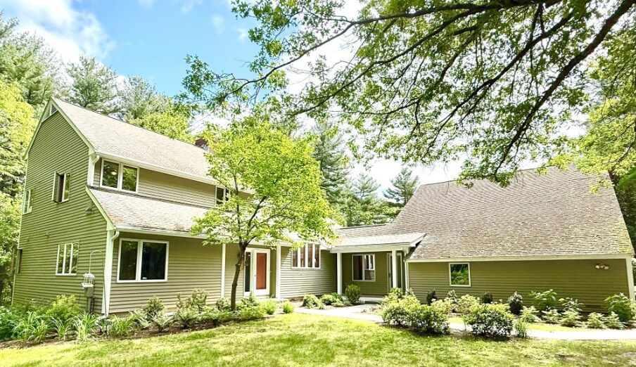 Photo - 350 College Rd (Concord, MA)