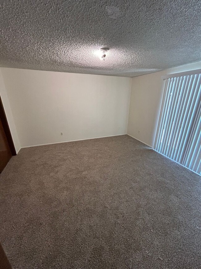 Photo - WEI1126/1128 Unit 1128