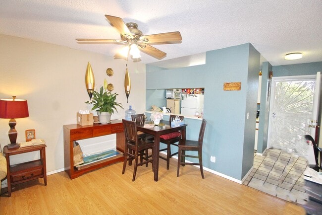 Upper Level- Unfurnished Kihei Villages Co... - Upper Level- Unfurnished Kihei Villages Co... Condo Unit 60-204