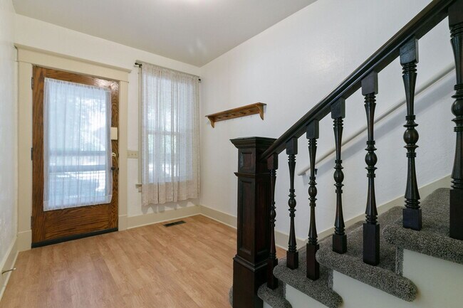Photo - 643 Remington St