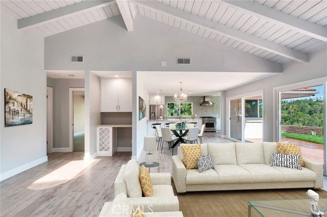 Photo - 11761 Highview Dr