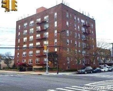 Building Photo - 222-89 Braddock Ave Unit 6B Rental