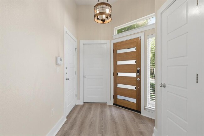 Photo - 7208 Lysander Ct