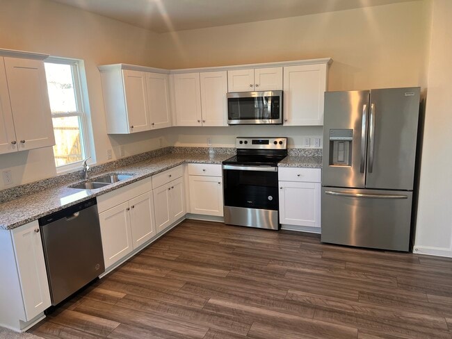 Photo - 2104 Revere Dr