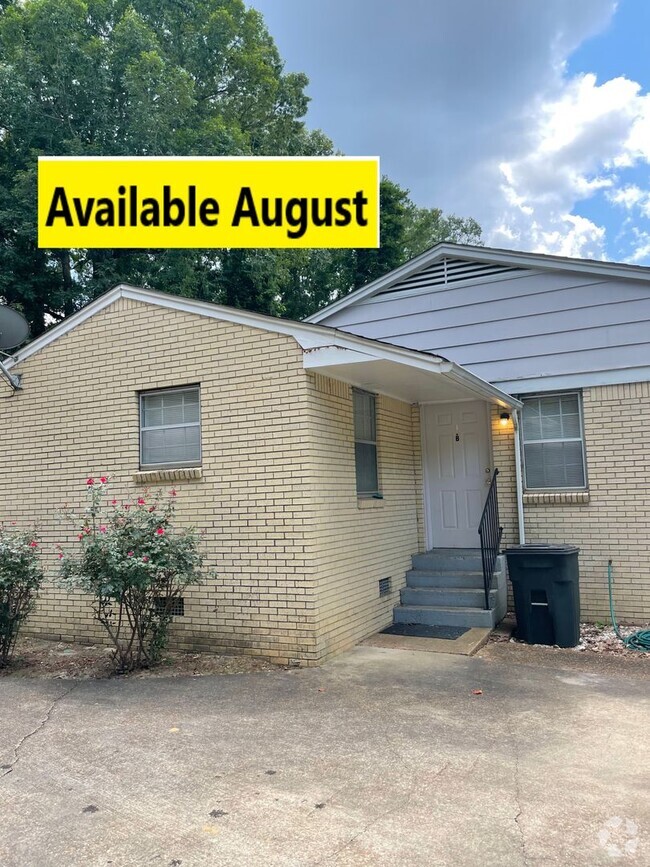 Building Photo - Chickasaw Duplex Rental