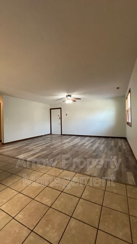 Photo - 1117 SW 10th Cir