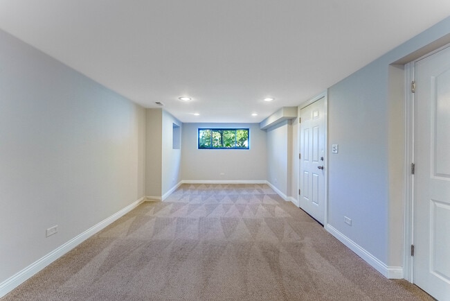 Photo - 3345 N Keating Ave