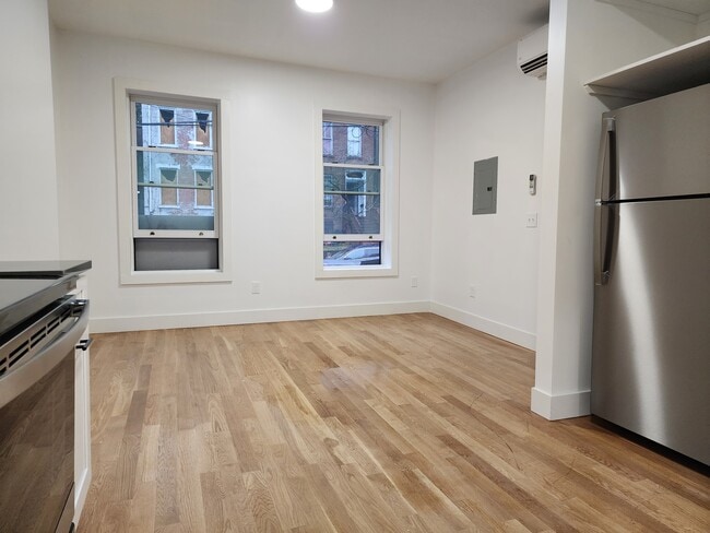 40 S Miller St Unit 2