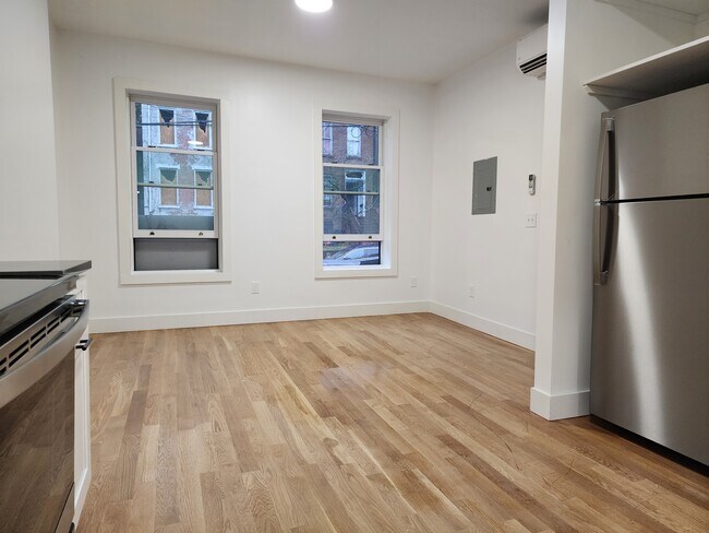 Photo - 40 S Miller St Unit 2