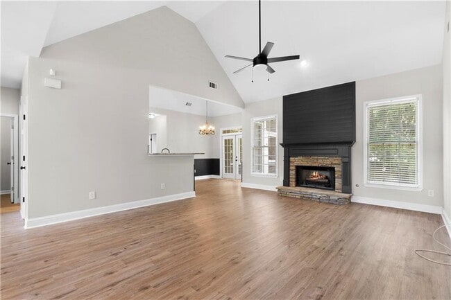 Photo - 65 Riverwood View
