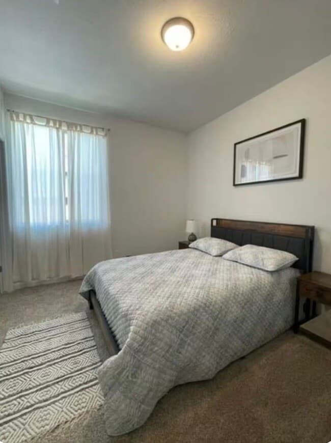 Photo - 2 Private rooms one bath For rent NW Visalia