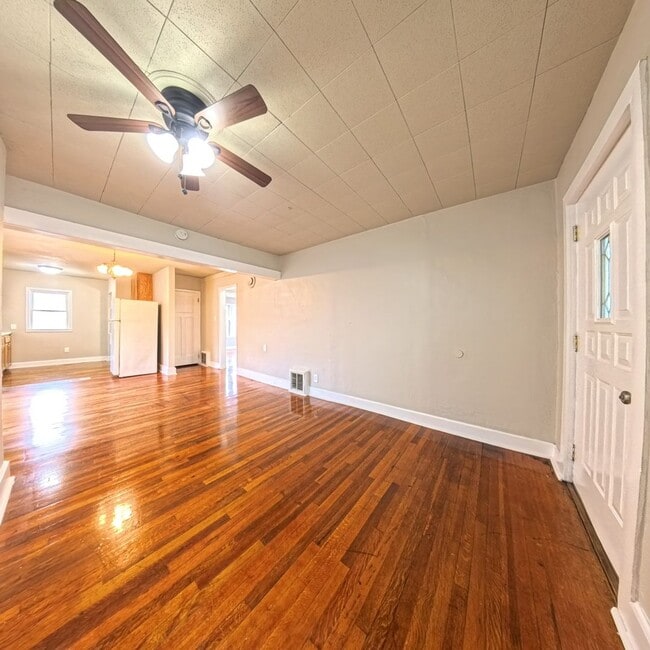 Photo - Adorable 3 Bedroom 1 Bath Ranch Style Home