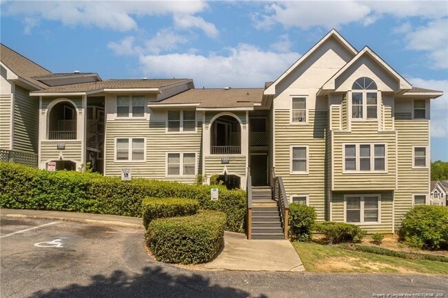 Building Photo - 1002 Brookhollow Dr Rental