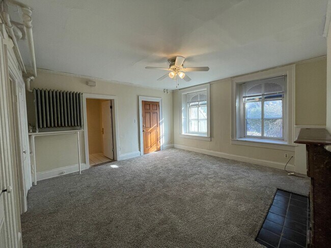 Charming Juneau Village Apartments!
