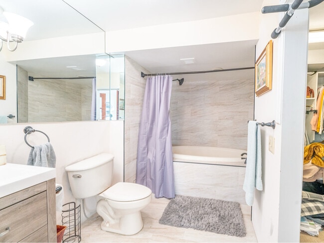 Photo - 3100 E Cherry Creek S Dr Unit 503