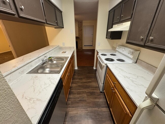 Photo - 10616 Mellow Mdws Unit 19d