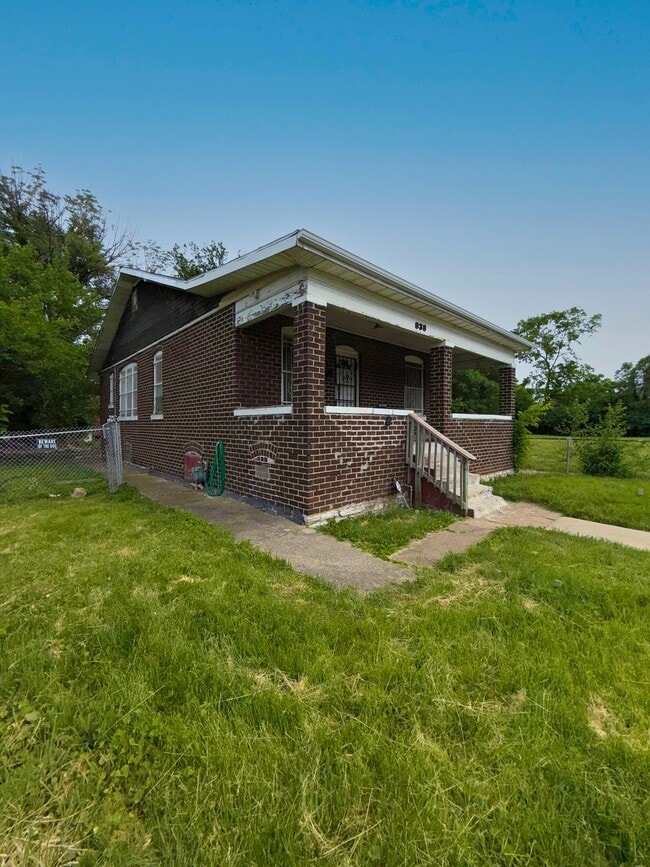 Photo - 838 N 23rd St