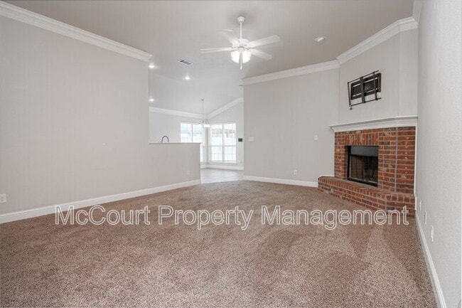 Photo - 805 Candlestick Dr