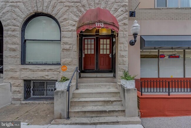 Building Photo - 1113 N Calvert St Rental