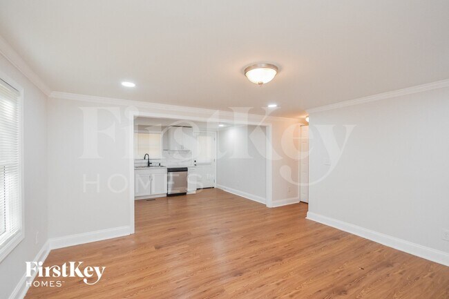 Photo - 4687 Clemmons Dr