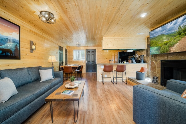 Photo - 4249 Dollys Dr