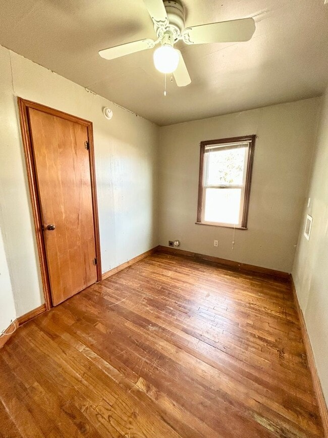 Photo - 3 bed 1 bath now available in Arnet Benson