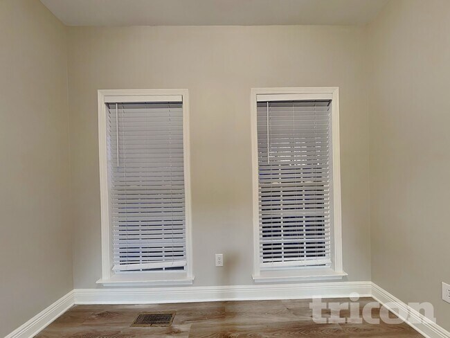 Photo - 461 Kimball Loop