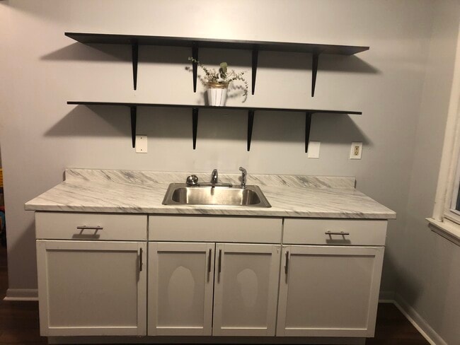 Photo - 163 Union Ave Unidad 163