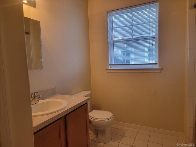 Photo - 65-22 Beach Front Rd Unidad 1