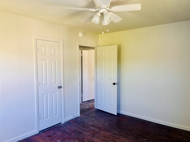 Photo - 806 Miller Ave