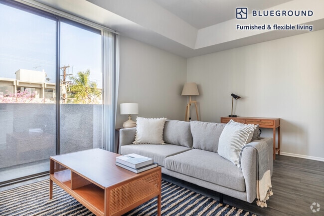 Building Photo - 1423 N Curson Ave Rental