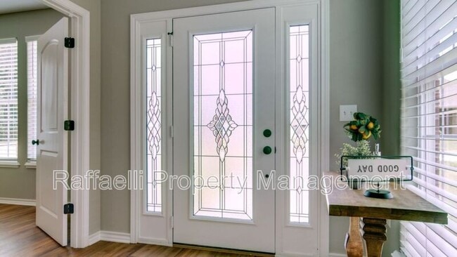 Photo - 2 Fernwood Dr