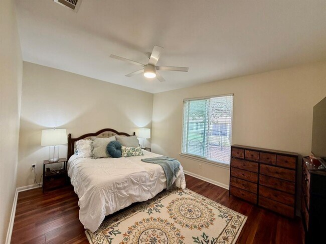 Photo - 103 Whispering Wind Dr