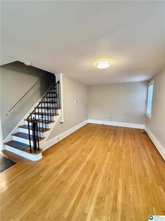 Photo - 221 E Chestnut St