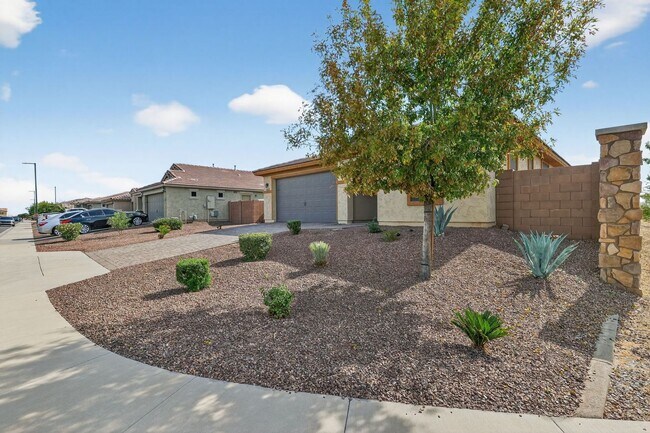 Photo - Spacious 4BR House in Goodyear
