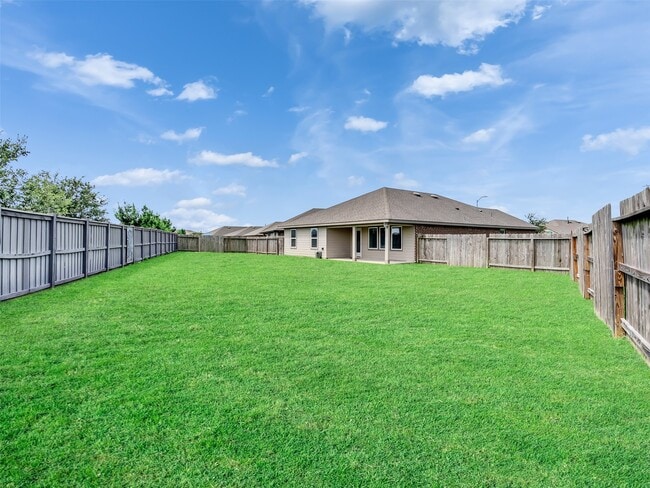 Building Photo - 8003 Black Forest Ln