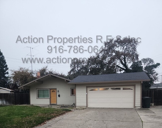 Building Photo - East Roseville, Sierra Gardens 3 Bedroom, 2 Bathroom, 2 Car Garage, Oversized Driveway, Culde-sac...
