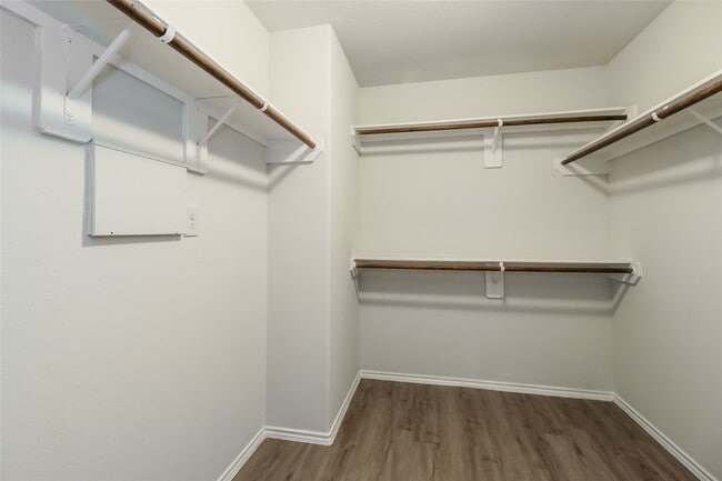 Photo - 13939 Westfield Dr