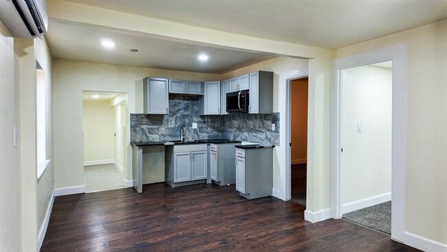 Photo - 3615 SW 40th St