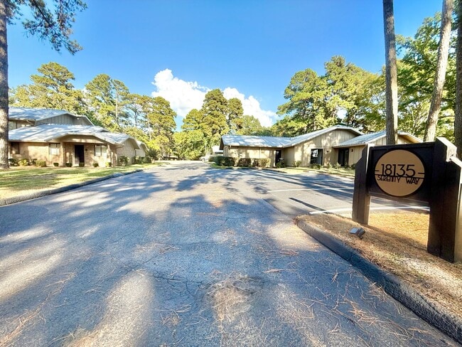 Photo - 18135 Serenity Way