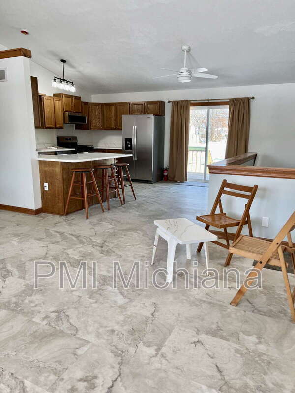 Photo - 56430 Hoosier Ave